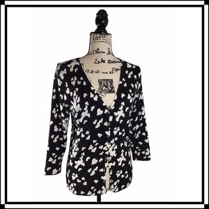 Grace - Cardigan Sweater Black w/ White Hearts - M